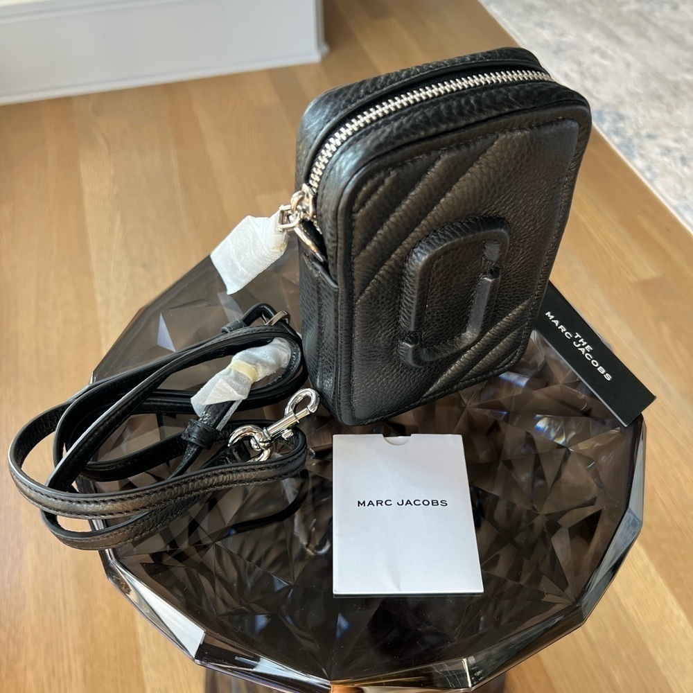 Marc Jacobs Logo Leather Phone Crossbody Bag Black - Picture 8 of 13